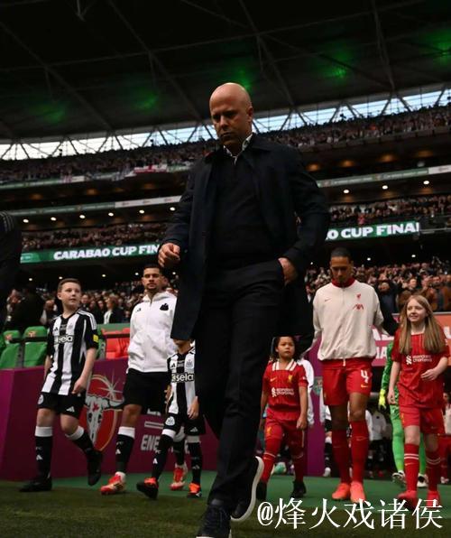 英超-伊萨克进球 利物浦2-1击败热刺迎来三连胜